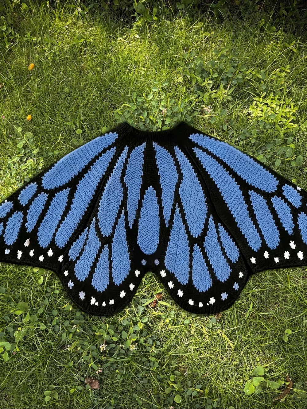 Morpho blue butterfly cardigan - Picture 3 of 8